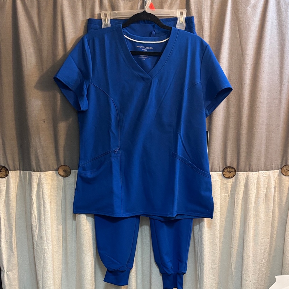White cross V Tess scrub set royal L/M